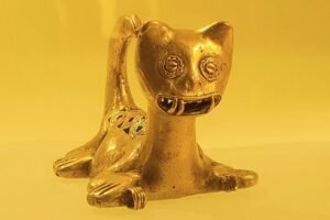 jaguar figurine made of gold