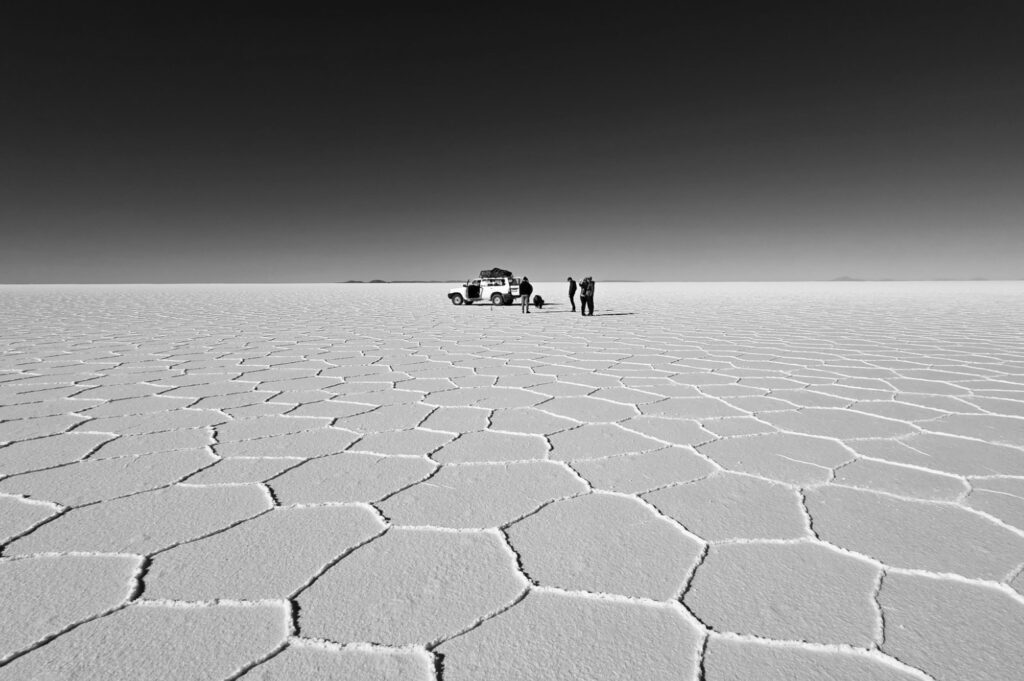 salar de uyuni with 4x4 black and white